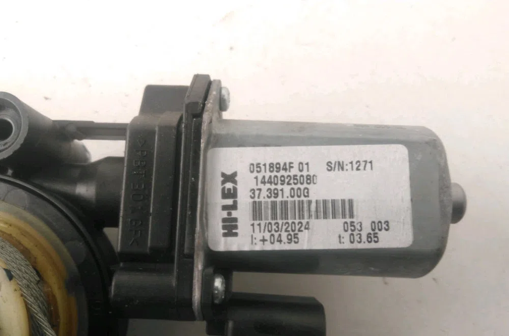 Moteur essuie-glace av gauche Fiat DUCATO Camionnette (250_) 130 multijet 2,3 d (2011) occasion