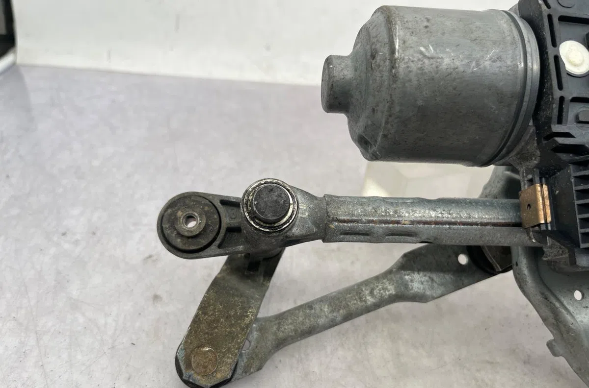 Moteur essuie-glace av gauche PEUGEOT 3008 1 PHASE 1 occasion