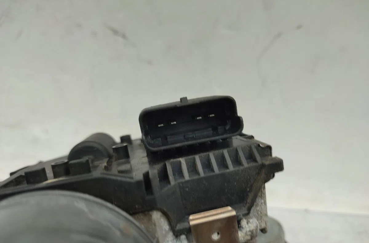 Moteur essuie-glace av gauche PEUGEOT 407 COUPE occasion