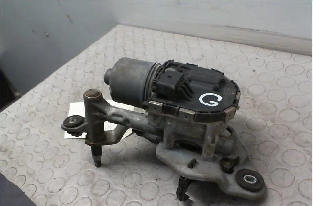 Moteur essuie-glace av gauche PEUGEOT 407 Phase 1 04-2004--07-2008 2.0 HDI 136ch occasion