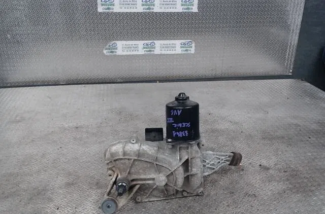 Moteur essuie-glace av gauche RENAULT SCENIC 3 PHASE 1 occasion