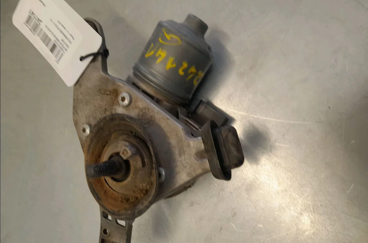 Moteur essuie-glace av gauche Volkswagen POLO V (6R1, 6C1) 1.6 tdi (2009) 5 portes occasion
