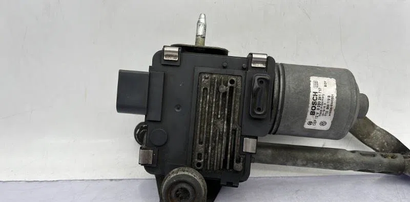 Moteur essuie-glace av gauche VOLKSWAGEN TOURAN 1 PHASE 1 occasion