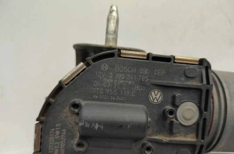Moteur essuie-glace av gauche VOLKSWAGEN TOURAN 1 PHASE 1 occasion