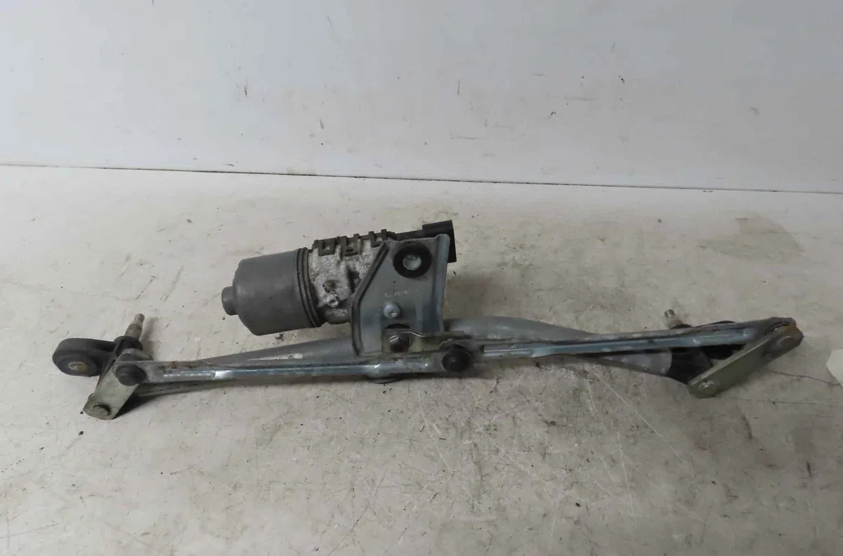 Moteur essuie-glace avant ALFA ROMEO 147 occasion