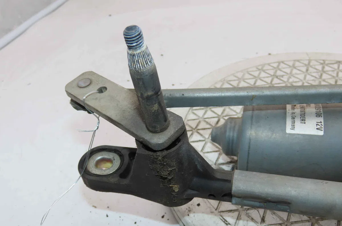 Moteur essuie-glace avant ALFA ROMEO MITO occasion