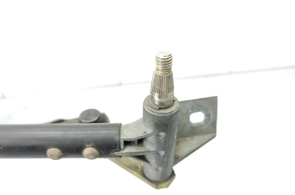 Moteur essuie-glace avant AUDI 80 3 AVANT PHASE 2 BREAK occasion