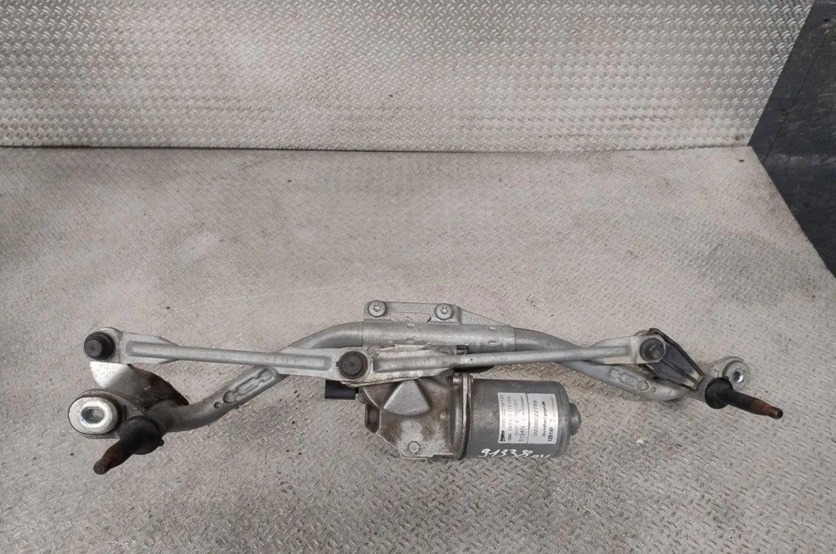 Moteur essuie-glace avant Audi A1 Sportback (8XA, 8XF) 1.2 tfsi (2012-2015) occasion