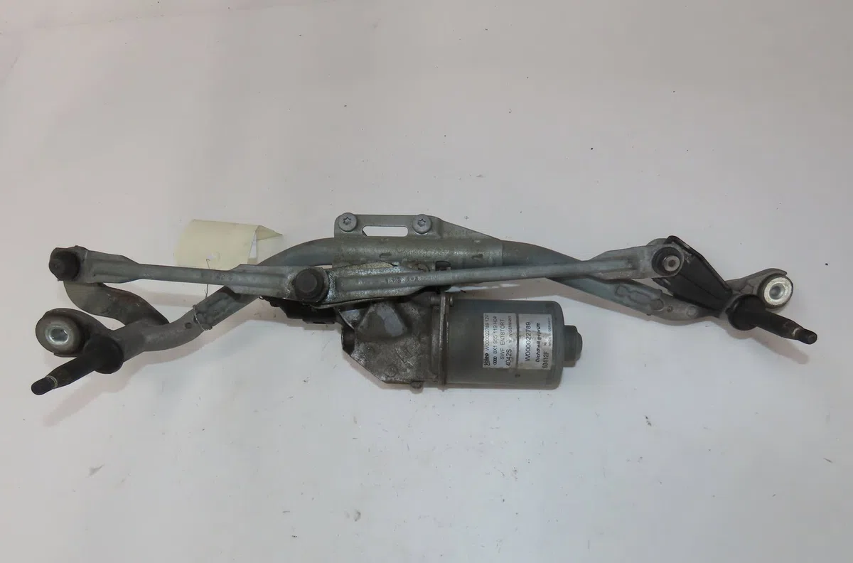 Moteur essuie-glace avant Audi A1 Sportback (8XA, 8XF) 1.6 tdi (2011-2015) occasion