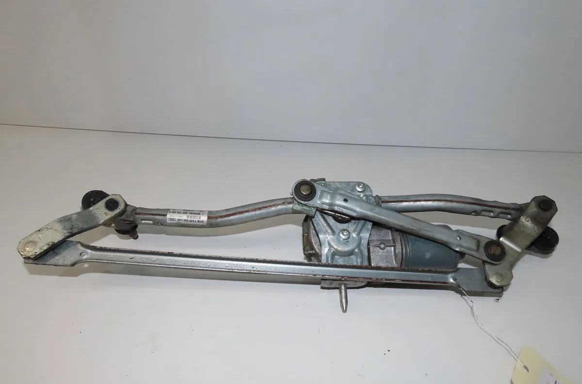 Moteur essuie-glace avant Audi A3 Sportback (8PA) 1.9 tdi (2004-2010) occasion