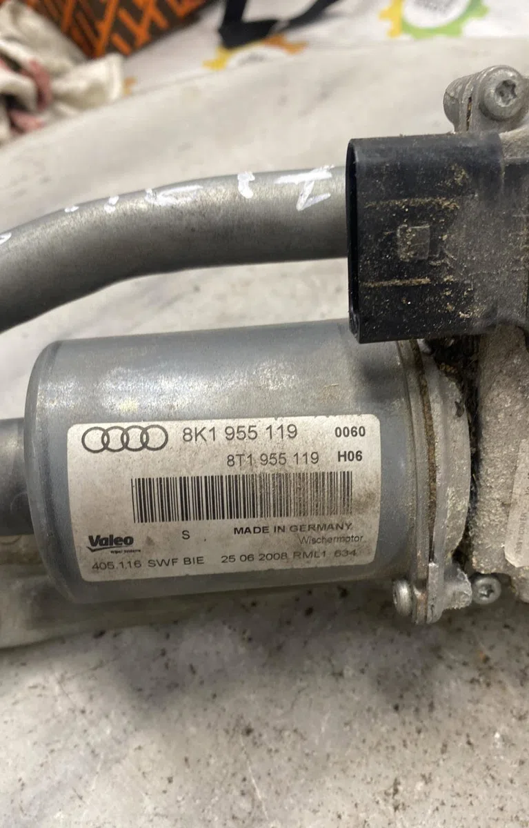 Moteur essuie-glace avant AUDI A4 3 AVANT PHASE 1 BREAK occasion