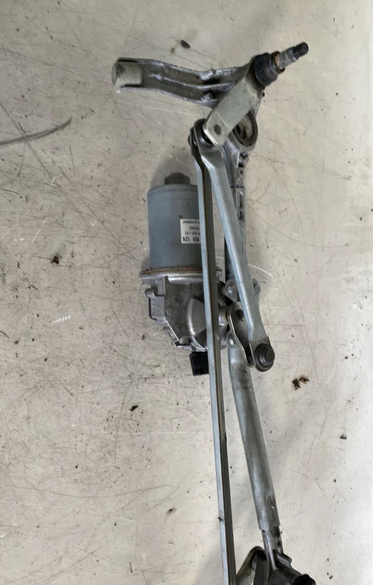 Moteur essuie-glace avant Bmw 3 Décapotable (E93) 325 d (2009-2013) occasion
