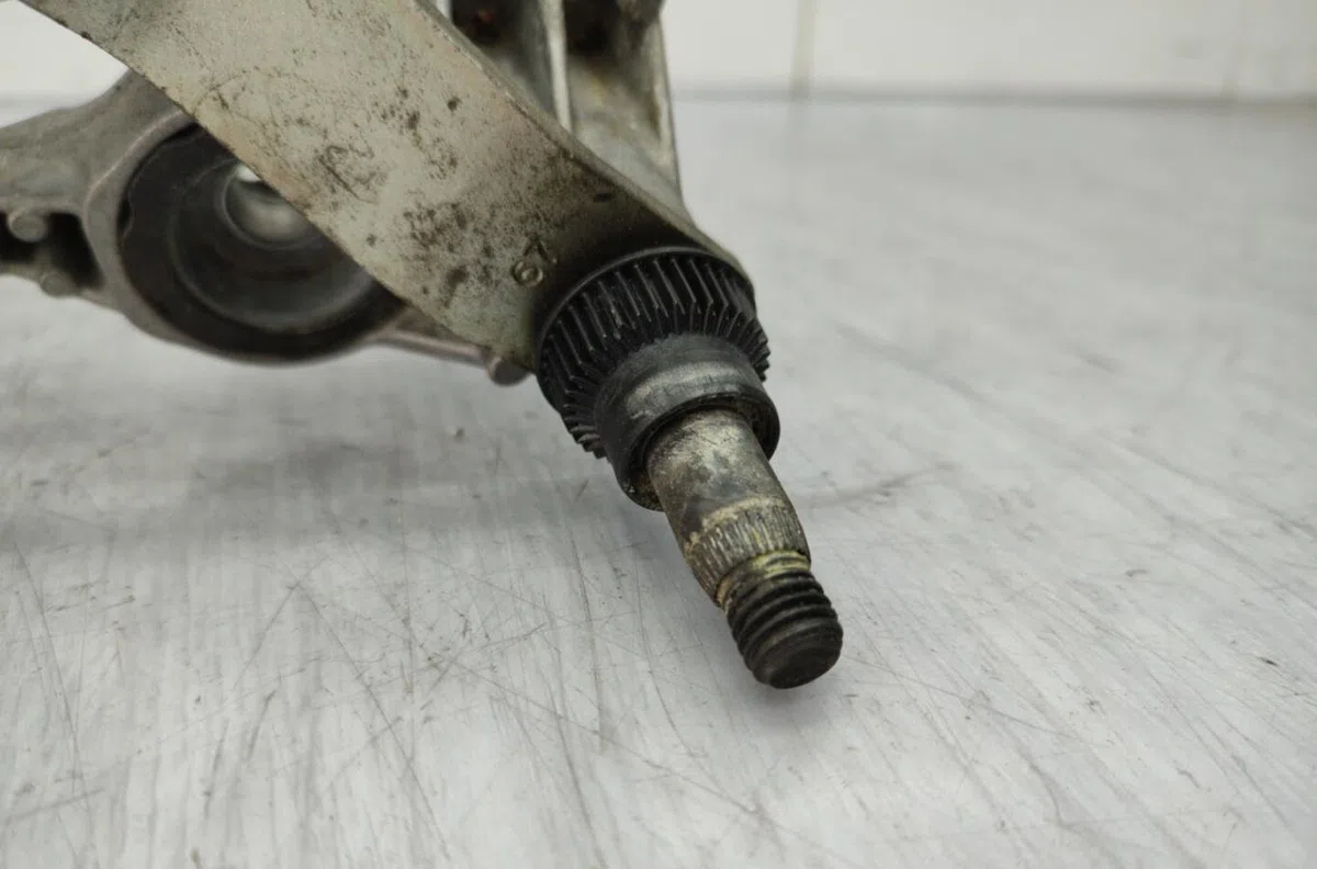 Moteur essuie-glace avant BMW SERIE 3 E91 TOURING PHASE 1 BREAK occasion