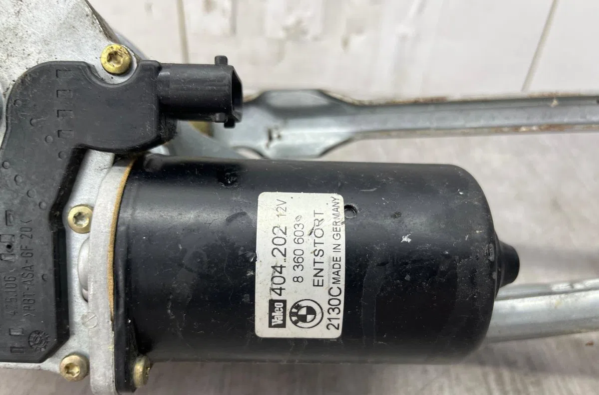 Moteur essuie-glace avant BMW SERIE 5 E39 PHASE 2 occasion
