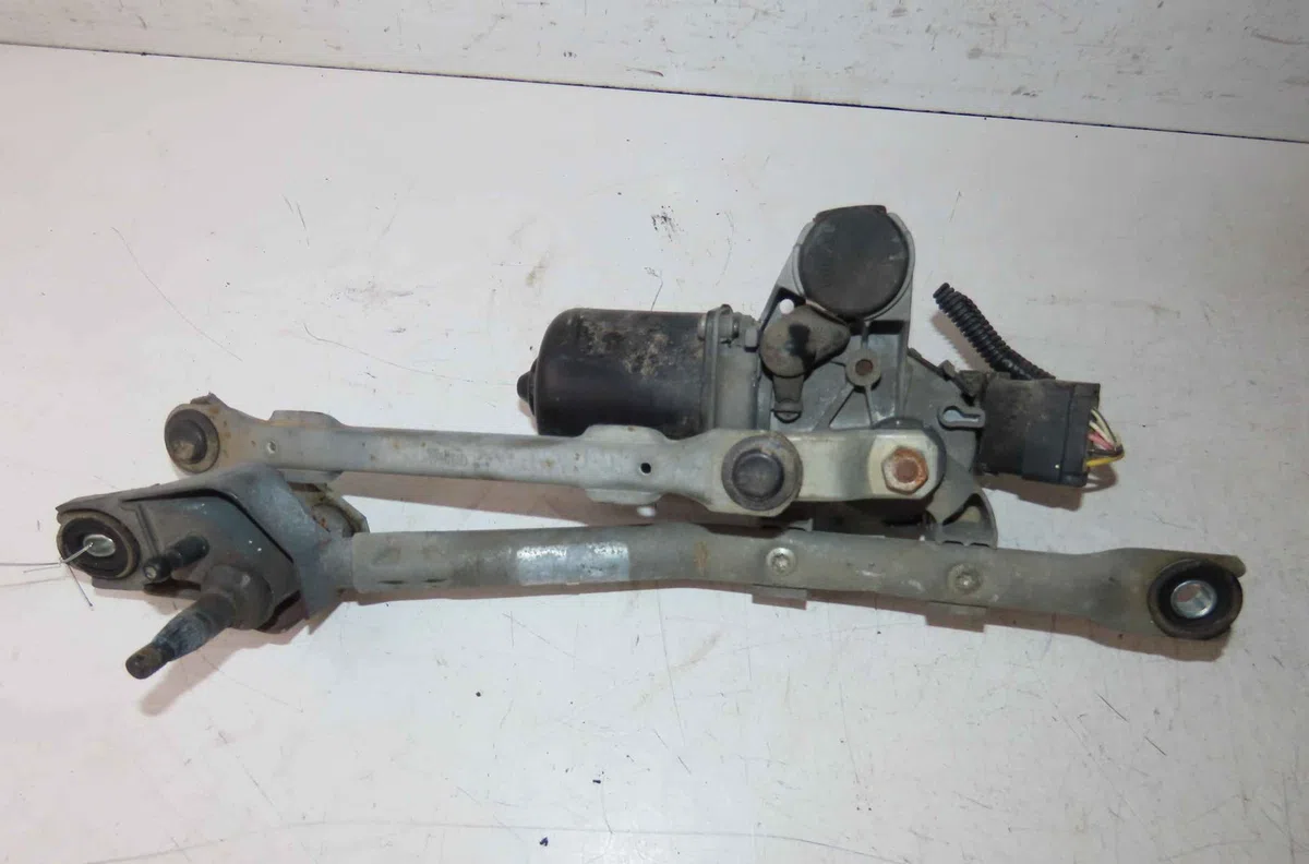 Moteur essuie-glace avant CITROEN C1 I occasion
