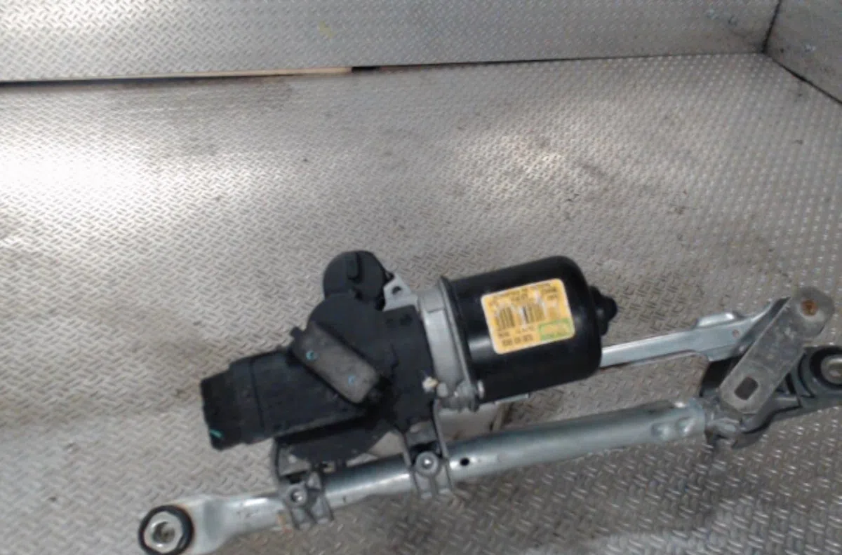 Moteur essuie-glace avant Citroen C1 (PM_, PN_) 1.0 (2005-2014) 5 portes occasion