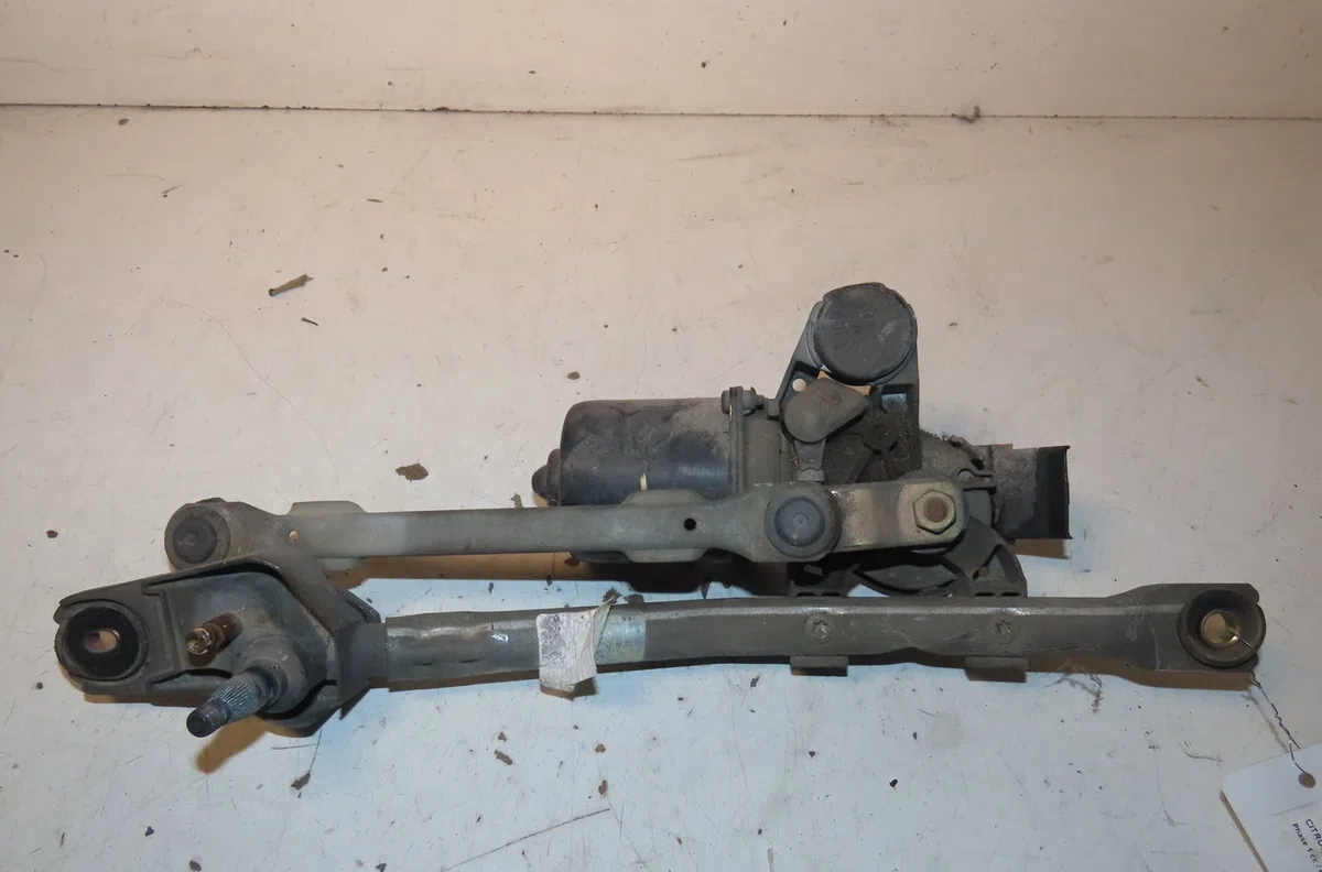 Moteur essuie-glace avant Citroën C1 (PM_, PN_) 1.4 hdi (2005-2014) occasion