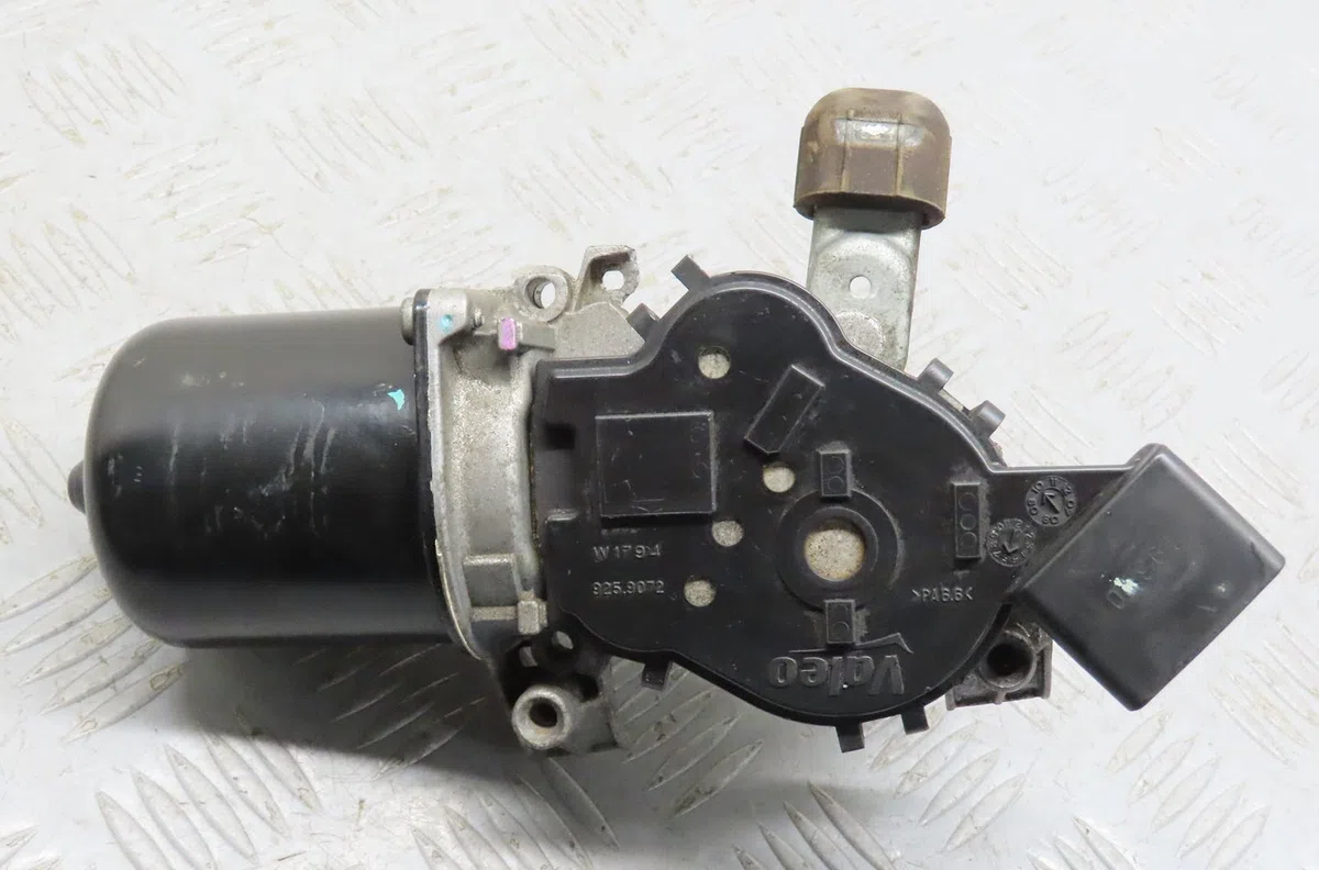 Moteur essuie-glace avant Citroen C3 II (SC_) 1.6 vti 120 (2009) occasion