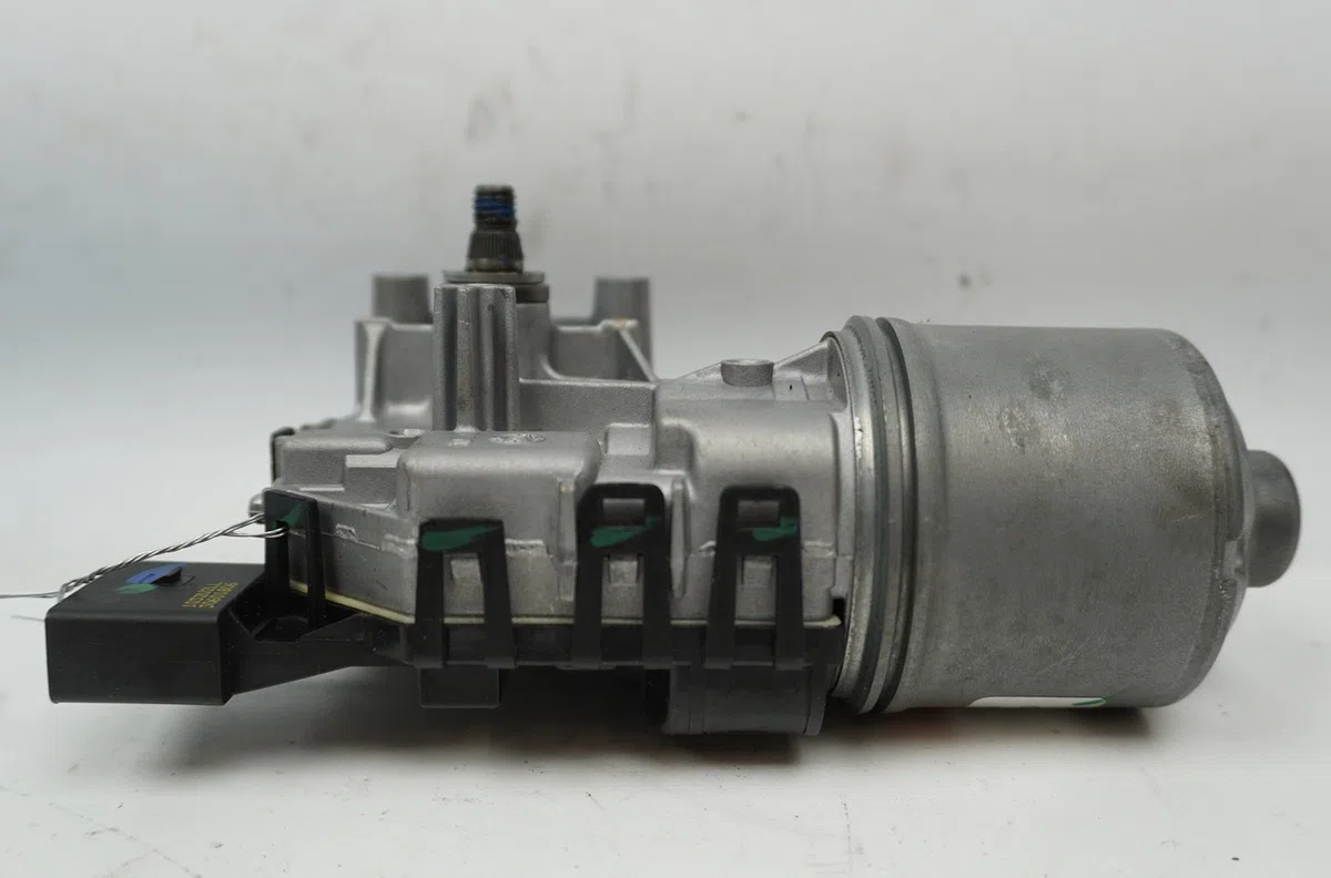 Moteur essuie-glace avant Citroën C3 III (SX) 1.2 puretech 82 (2018) 5 portes occasion