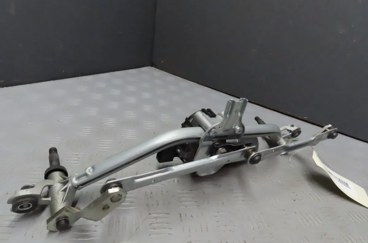 Moteur essuie-glace avant Citroën C3 III (SX) 1.2 thp 110 (2016) occasion
