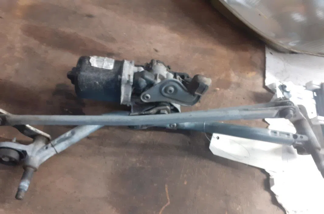 Moteur essuie-glace avant Citroen C3 PICASSO (SH_) 1.6 hdi (2009) occasion