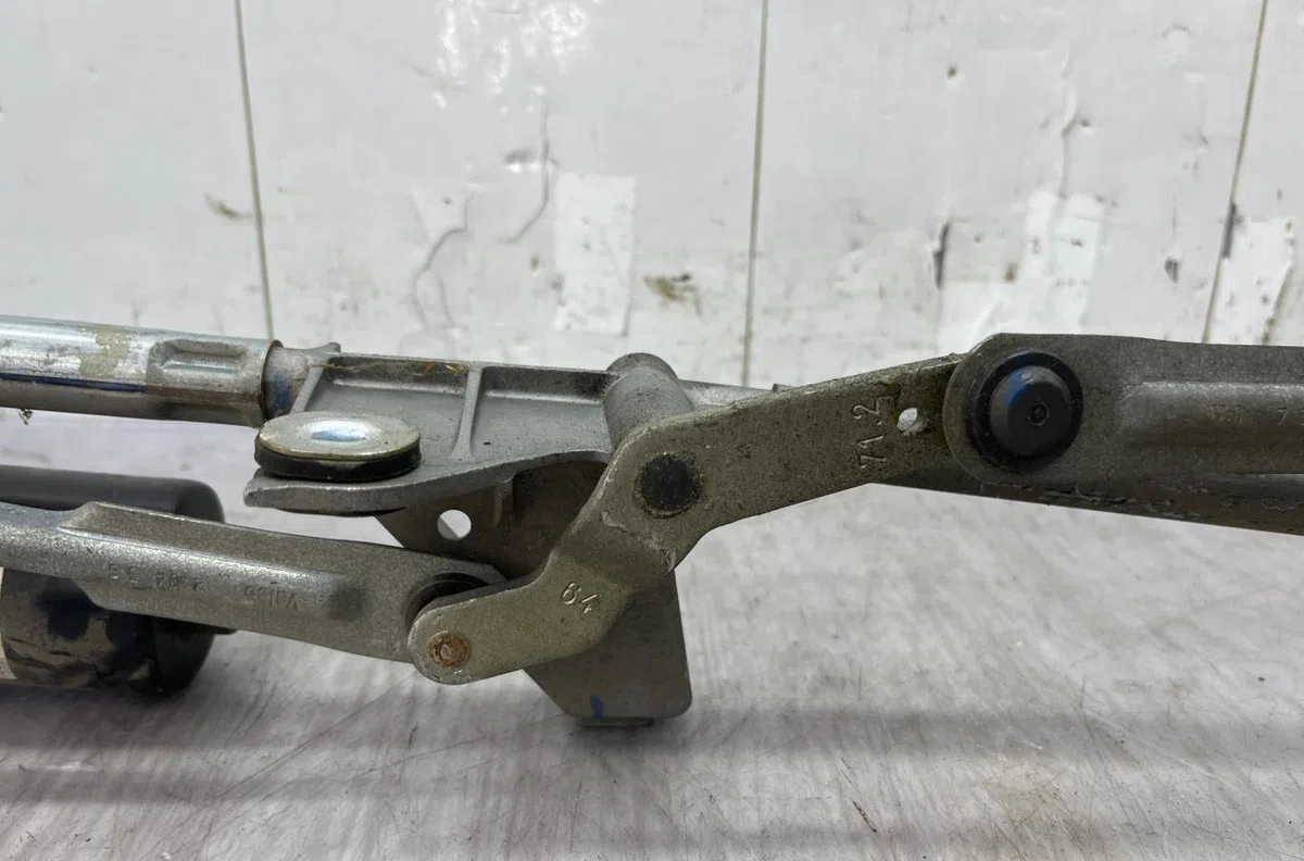 Moteur essuie-glace avant CITROEN C4 2 PHASE 1 occasion