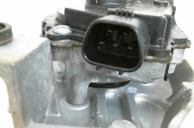 Moteur essuie-glace avant Citroën C4 AIRCROSS 1.6 hdi 115 (2012) occasion