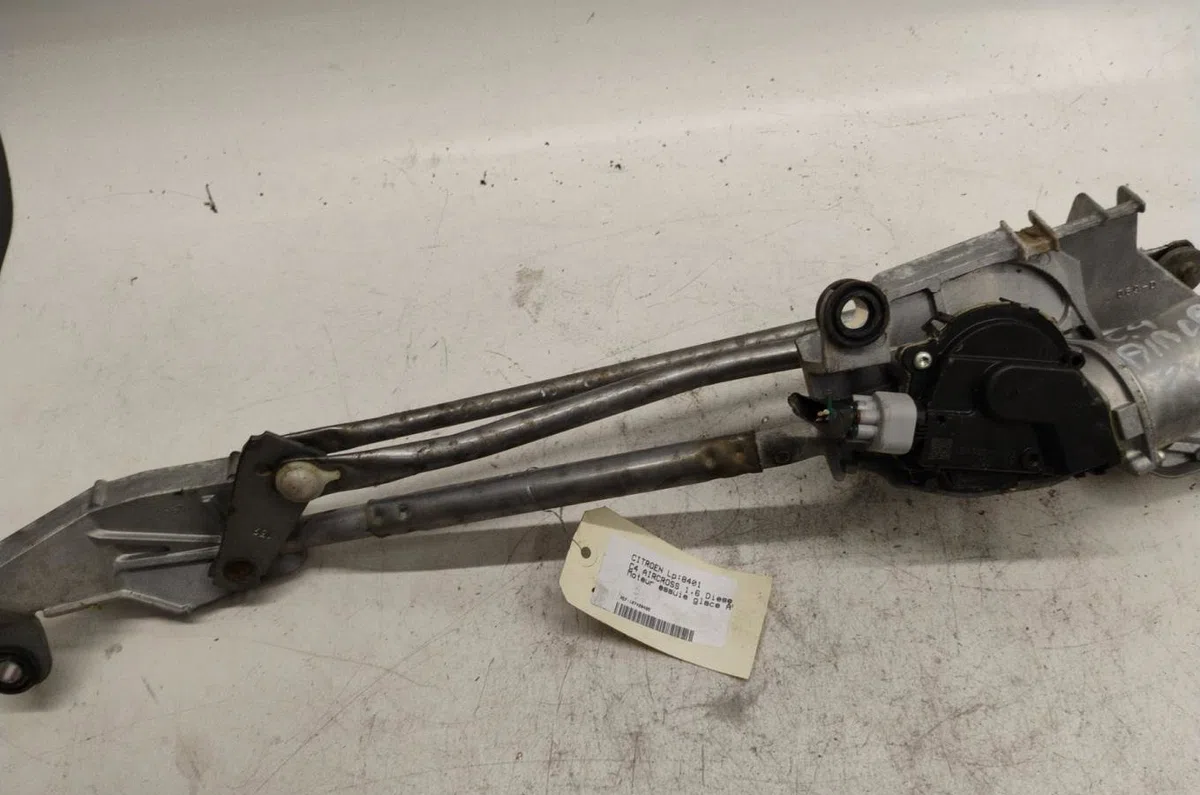Moteur essuie-glace avant Citroen C4 AIRCROSS 1.6 hdi 115 awc (2012) occasion