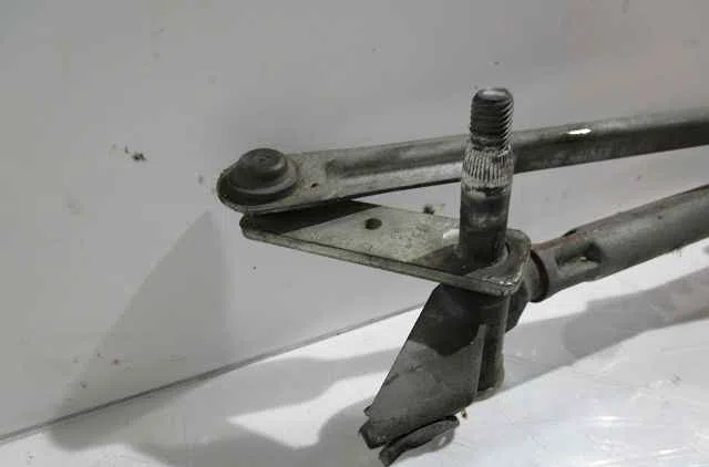 Moteur essuie-glace avant CITROEN C4 I occasion
