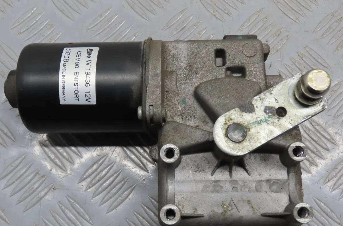 Moteur essuie-glace avant Citroën C4 II (NC_) 1.6 hdi 90 (2009) 5 portes occasion