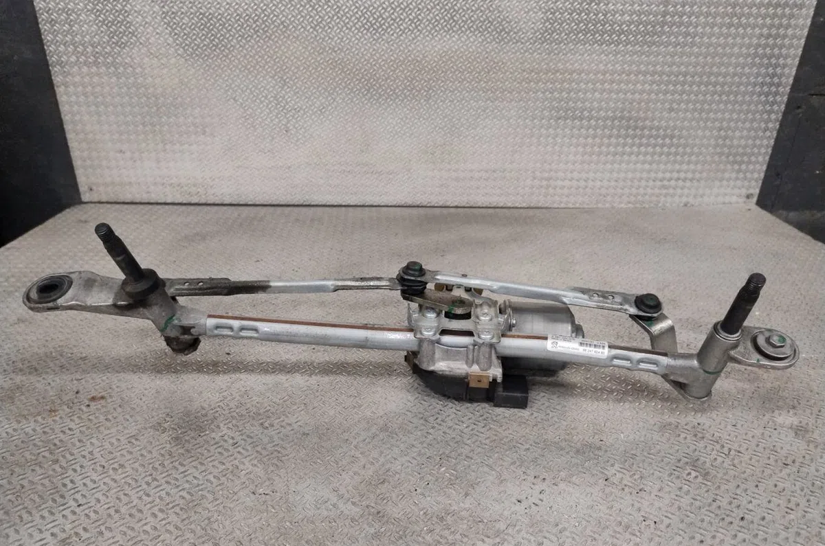 Moteur essuie-glace avant CITROEN C5 AIRCROSS C5 AIRCROSS PHASE 1 occasion