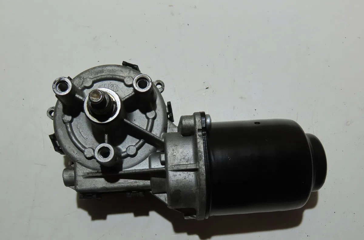 Moteur essuie-glace avant Citroen NEMO Monospace 1.3 hdi 75 (2010) occasion