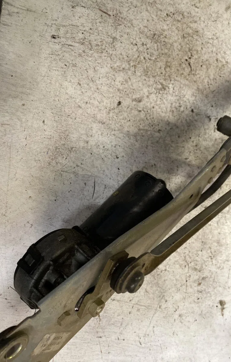 Moteur essuie-glace avant Citroen XSARA Coupé (N0) 1.8 i (1998-2000) occasion
