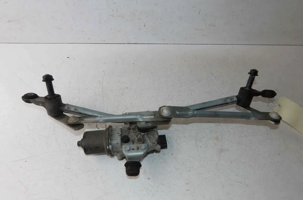 Moteur essuie-glace avant DACIA DOKKER occasion