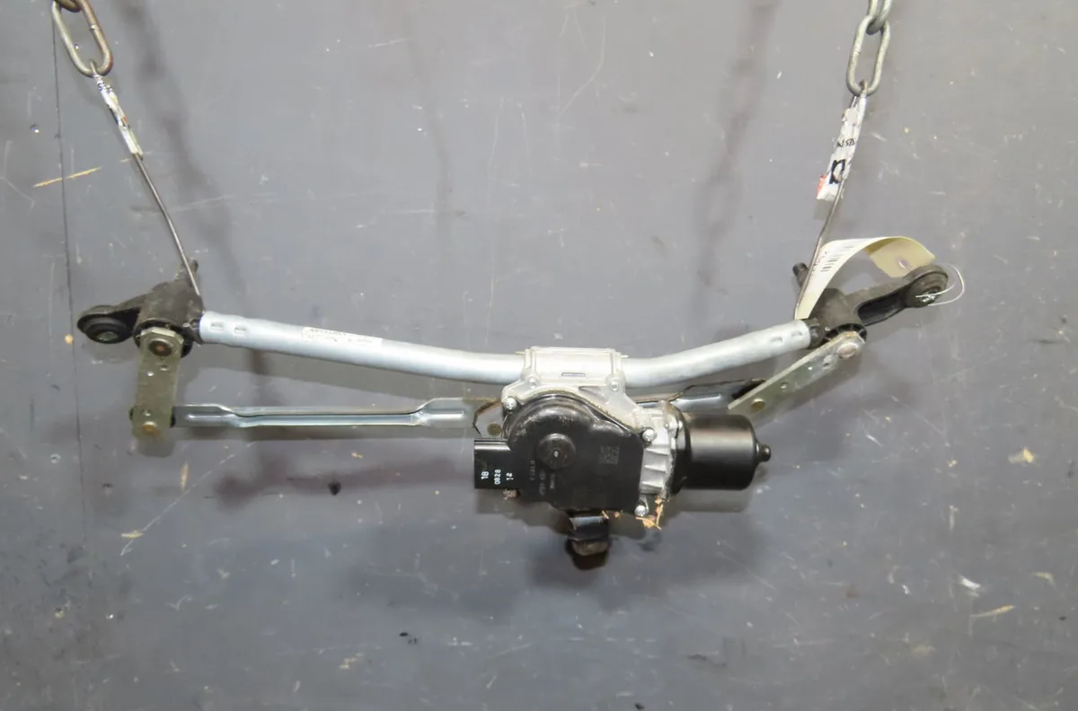 Moteur essuie-glace avant Dacia LODGY (JS_) 1.6 lpg (2013) occasion