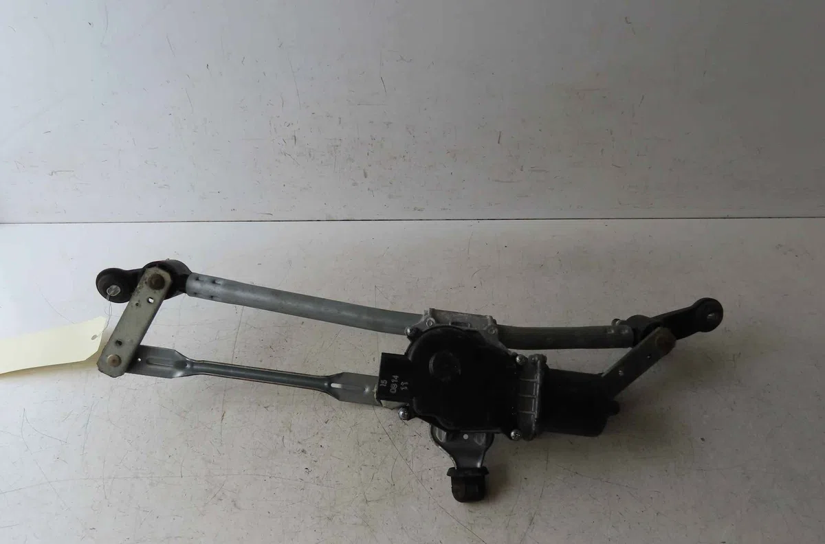 Moteur essuie-glace avant DACIA LODGY occasion