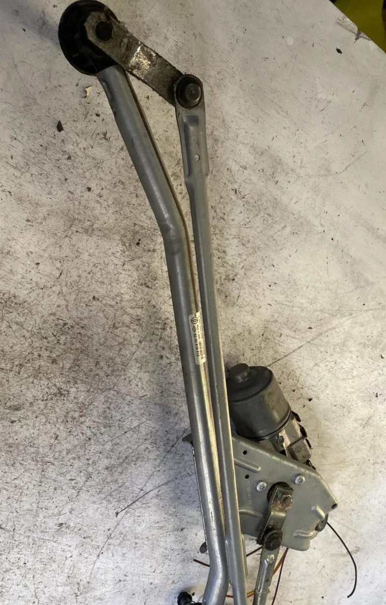 Moteur essuie-glace avant Dacia LOGAN (LS_) 1.5 dci (ls0w) (2007-2011) occasion