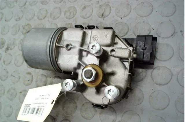Moteur essuie-glace avant Dacia LOGAN (LS_) 1.5 dci (ls0w) (2007-2011) occasion
