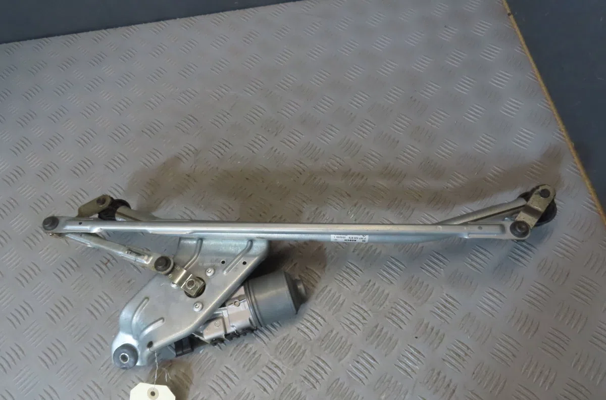 Moteur essuie-glace avant Dacia LOGAN MCV (KS_) 1.5 dci (ks0w) (2007-2012) 5 portes occasion