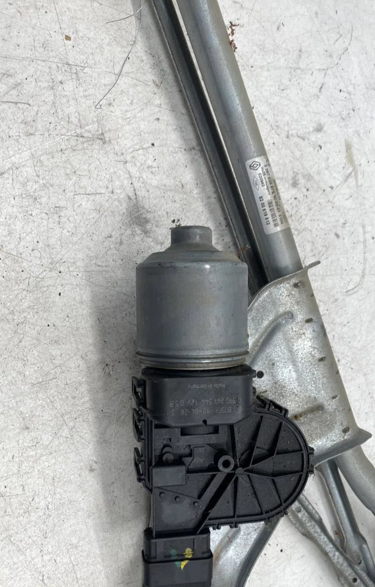 Moteur essuie-glace avant Dacia SANDERO 1.4 mpi lpg (2009) occasion