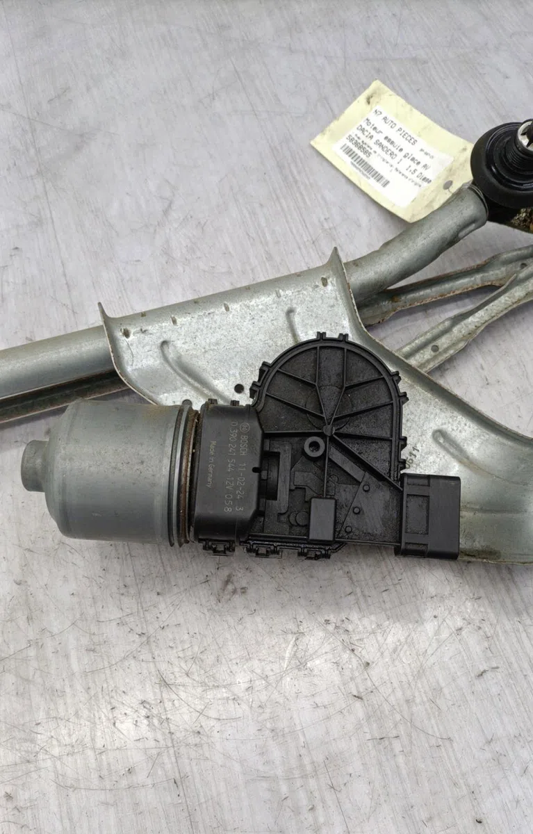 Moteur essuie-glace avant DACIA SANDERO 1 occasion