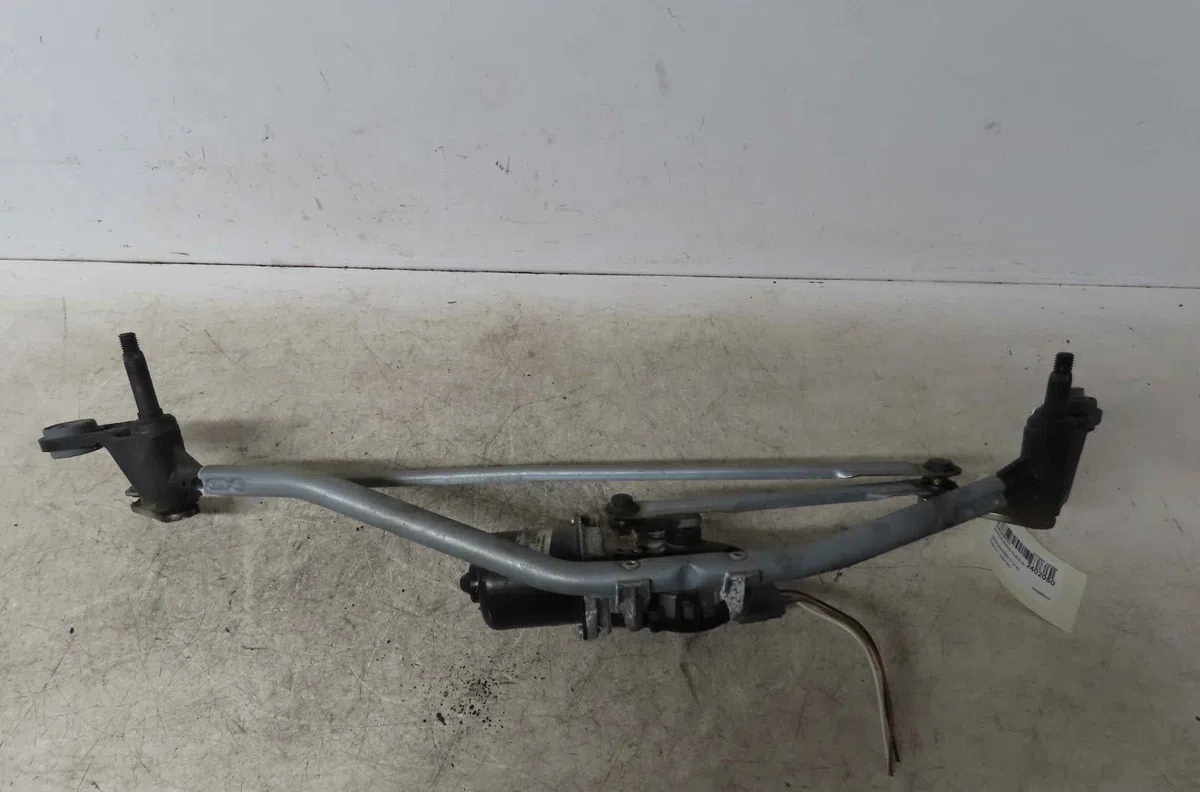 Moteur essuie-glace avant DACIA SANDERO II occasion