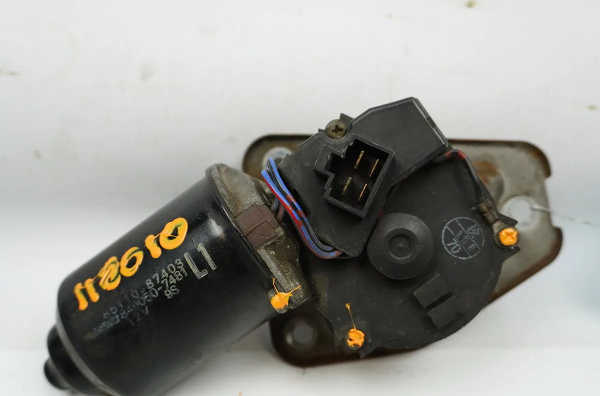 Moteur essuie-glace avant Daihatsu TERIOS (J1_) 1.3 4wd (j100) (1997-2000) 5 portes occasion