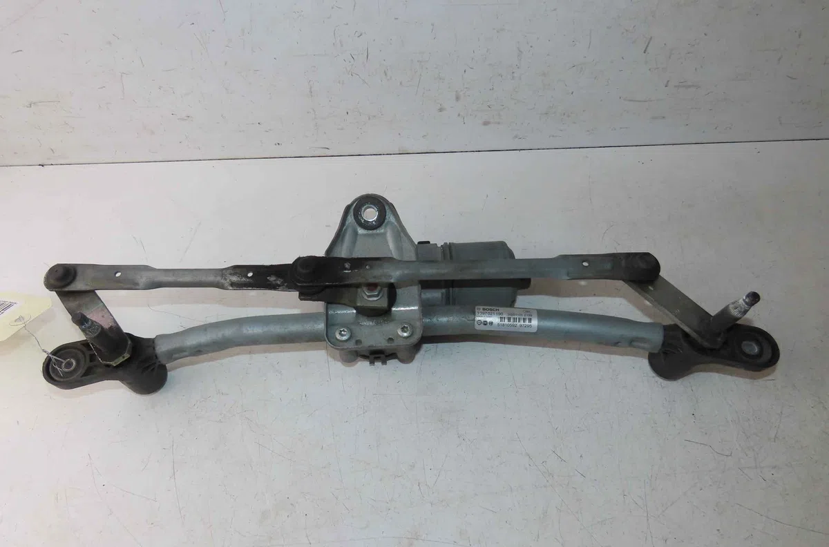 Moteur essuie-glace avant FIAT DOBLO II occasion