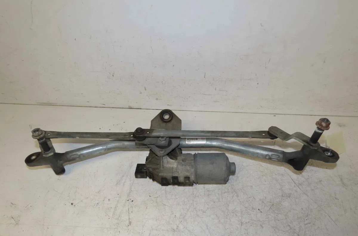 Moteur essuie-glace avant FIAT FREEMONT occasion