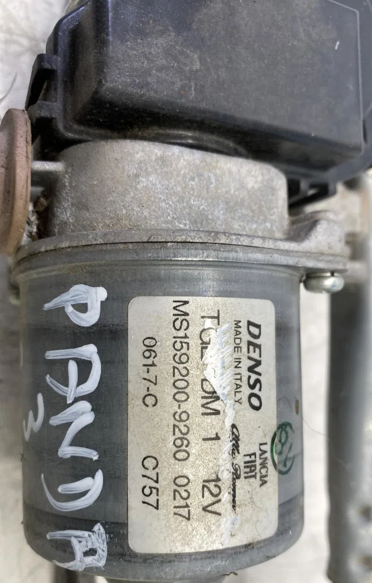 Moteur essuie-glace avant Fiat PANDA (312_, 319_) 0.9 4x4 (312pxr2b) (2014) occasion