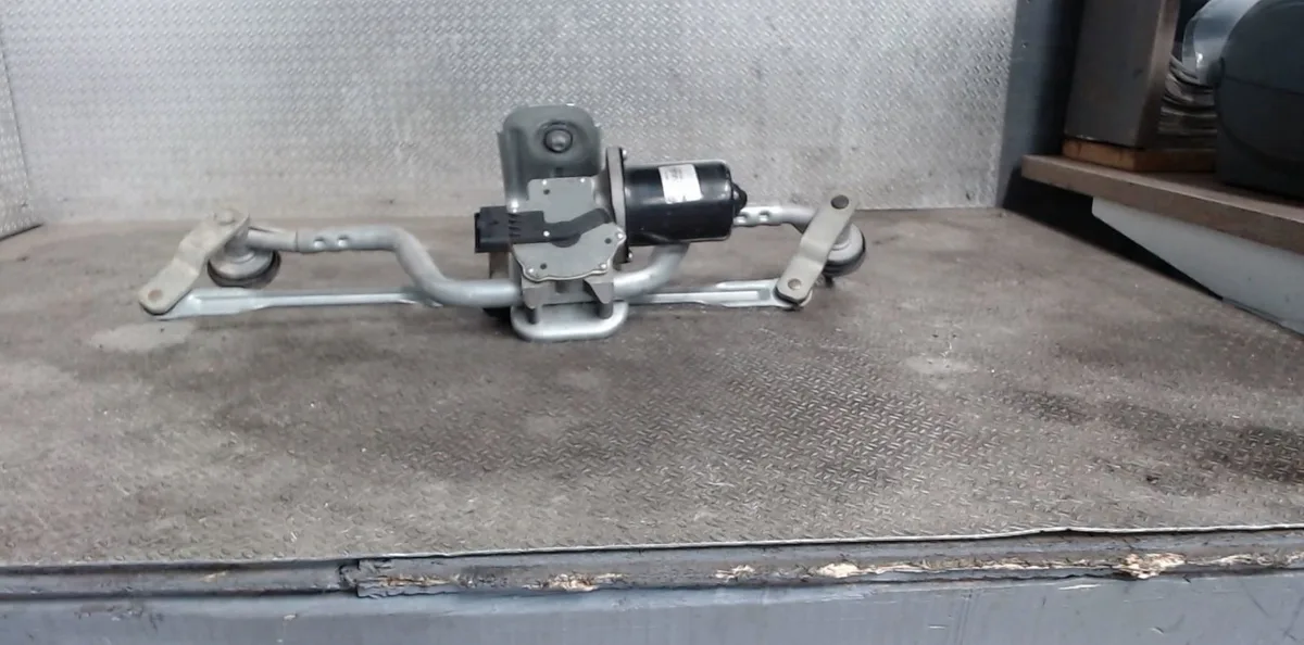 Moteur essuie-glace avant Fiat SCUDO Camionnette (270_, 272_) 2.0 d multijet (2007-2016) occasion