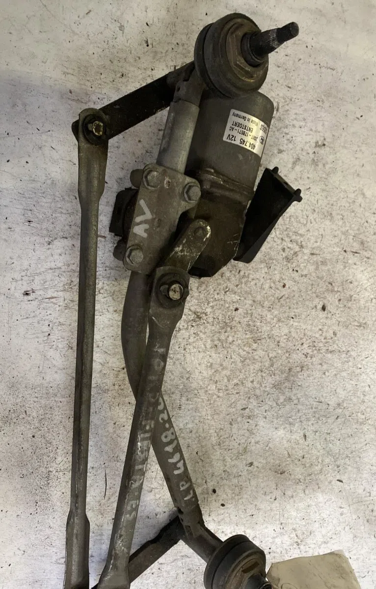 Moteur essuie-glace avant Ford FIESTA V (JH_, JD_) 1.3 (2001-2008) 3 portes occasion