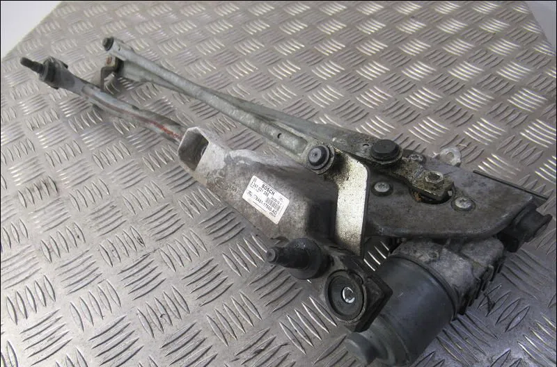 Moteur essuie-glace avant Ford FIESTA VI (CB1, CCN) 1.4 tdci (2010-2012) 3 portes occasion