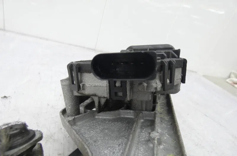 Moteur essuie-glace avant FORD FOCUS 2 PHASE 1 occasion